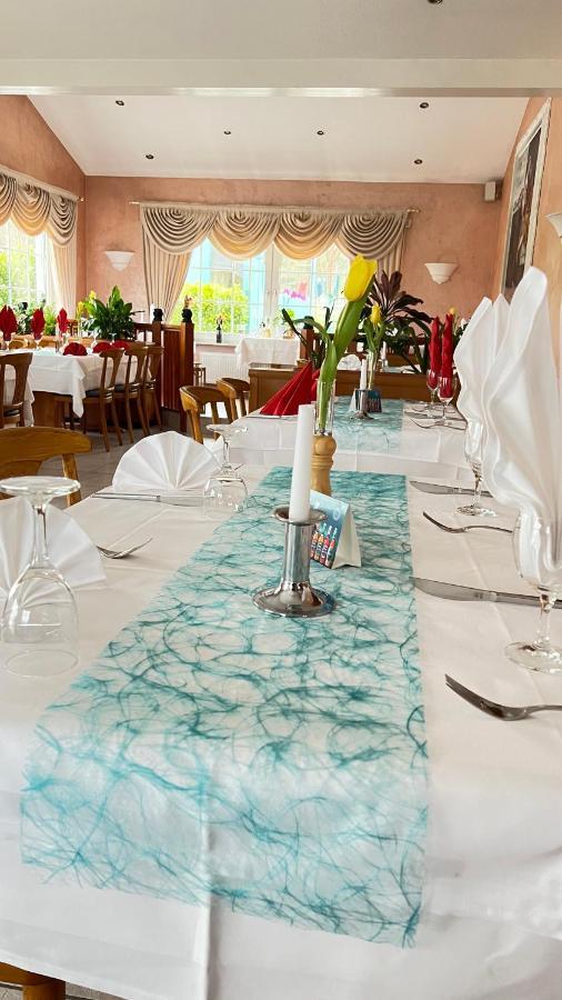 Hotel & Restaurant Am Kirschberg Alten Buseck Екстер'єр фото