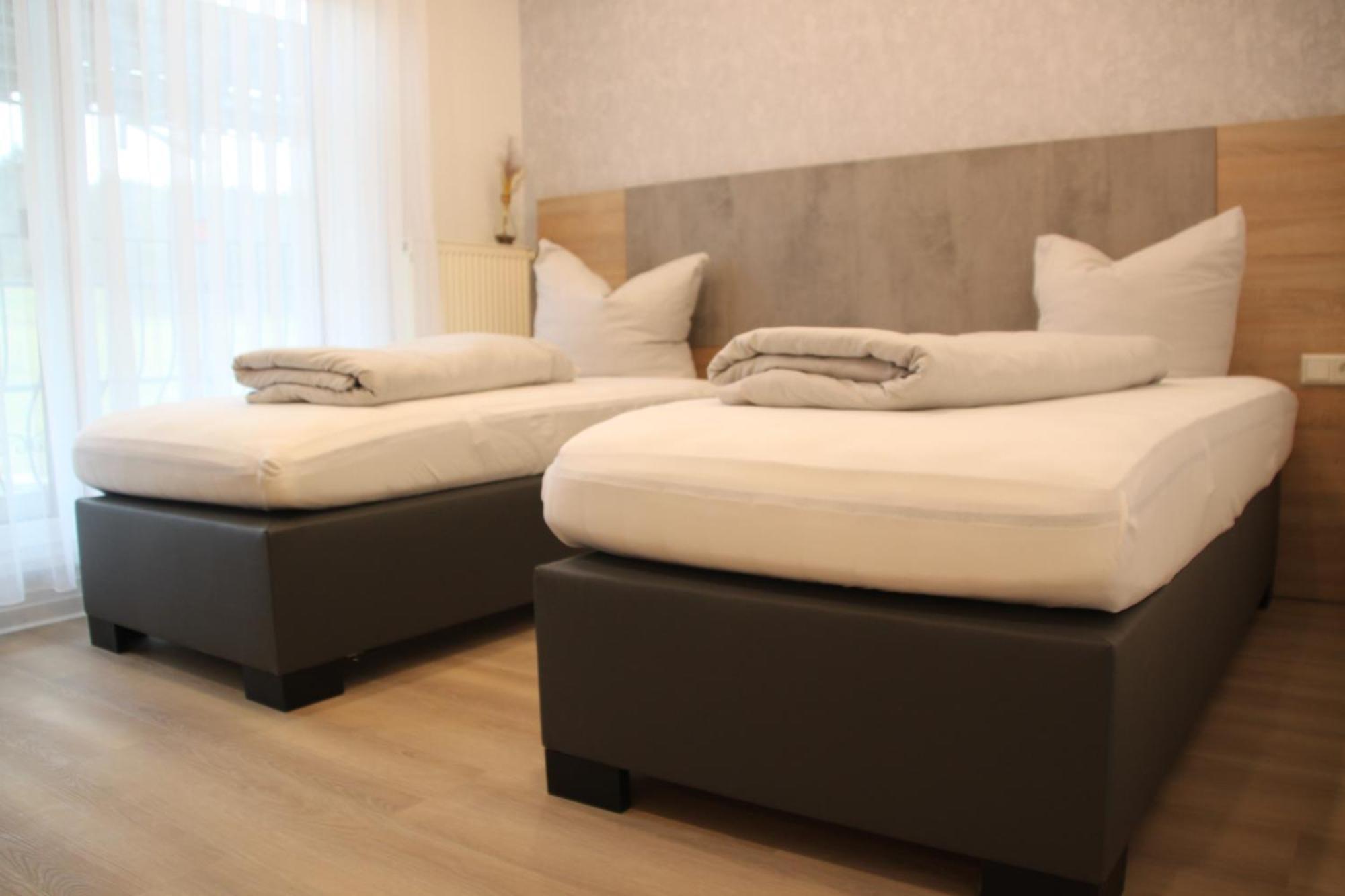 Hotel & Restaurant Am Kirschberg Alten Buseck Екстер'єр фото