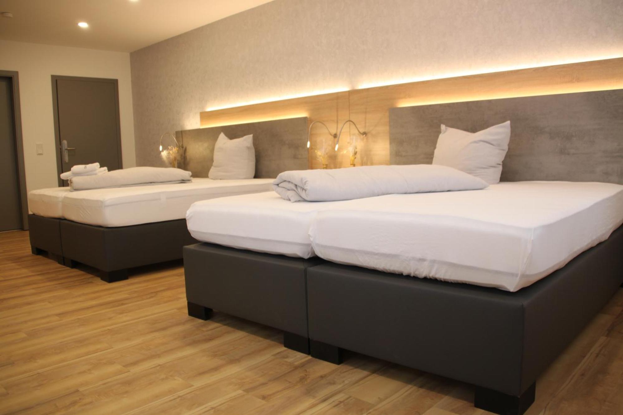 Hotel & Restaurant Am Kirschberg Alten Buseck Екстер'єр фото